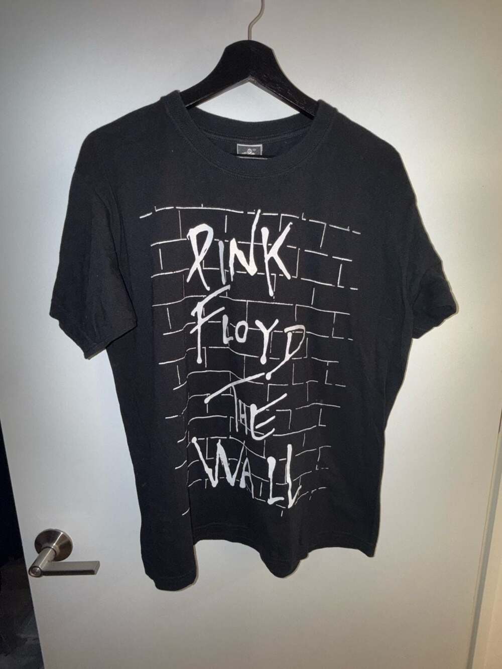 Vintage Rock Dreams Pink Floyd The Wall Graphic T-Shirt